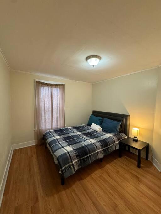 Comforting Getaway-Sleeps 6-Walk To Falls! Niagara Falls Ngoại thất bức ảnh