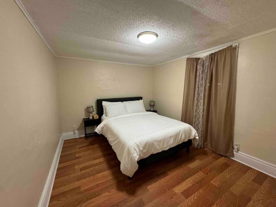 Comforting Getaway-Sleeps 6-Walk To Falls! Niagara Falls Ngoại thất bức ảnh